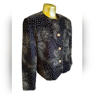 D'allairds Vintage SZ 10 velvet gold lined blazer. Holiday piece‎